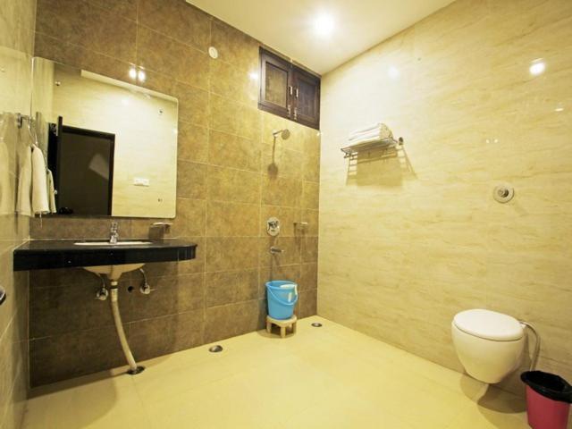 Eagle Motel Rajpura Exterior photo